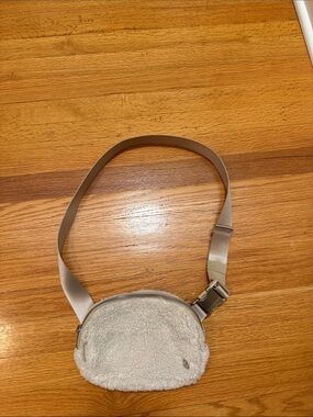 lululemon athletica Cream Sherpa Belt Bag